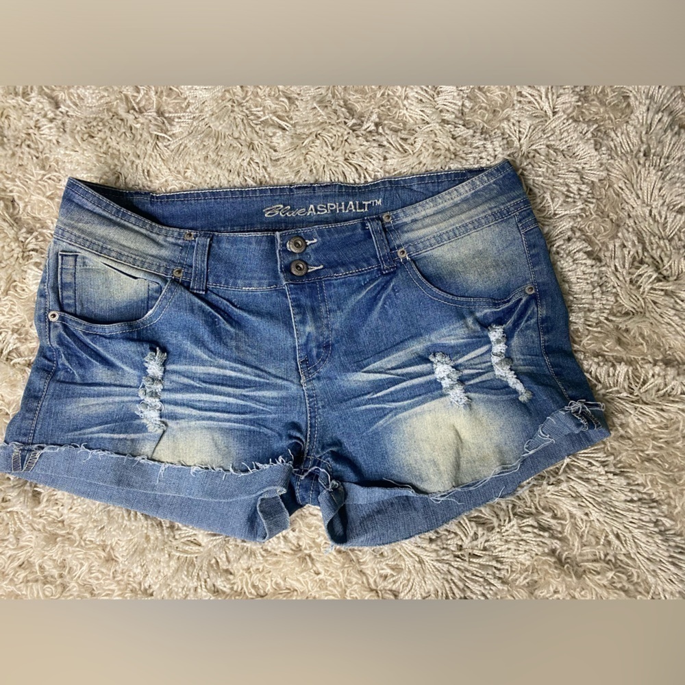 Blue Asphalt 90s Style Cropped Distressed Denim Jean Shorts Zipper Fly Size 15